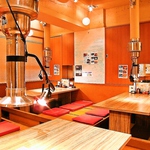 明るく清潔感の溢れる店内は最大２５名様までの宴会に対応しております！