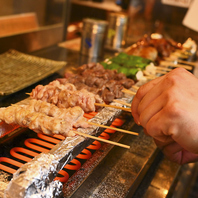 丁寧に串入れし、じっくり焼き上げたジューシーな焼き鳥