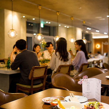 HALF cafe　【宴会/貸切可】の雰囲気1