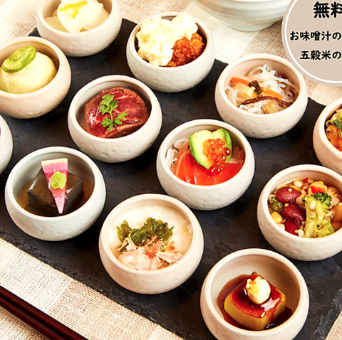 野菜たっぷりのカラダに嬉しいこだわり健康バランス定食やスイーツをご提供しています