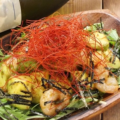 海老とアボカドのバター醤油炒め