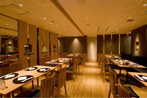 日本料理 錦茶房