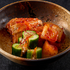 キムチ3種盛合せ / Three kinds of kimchi assortment