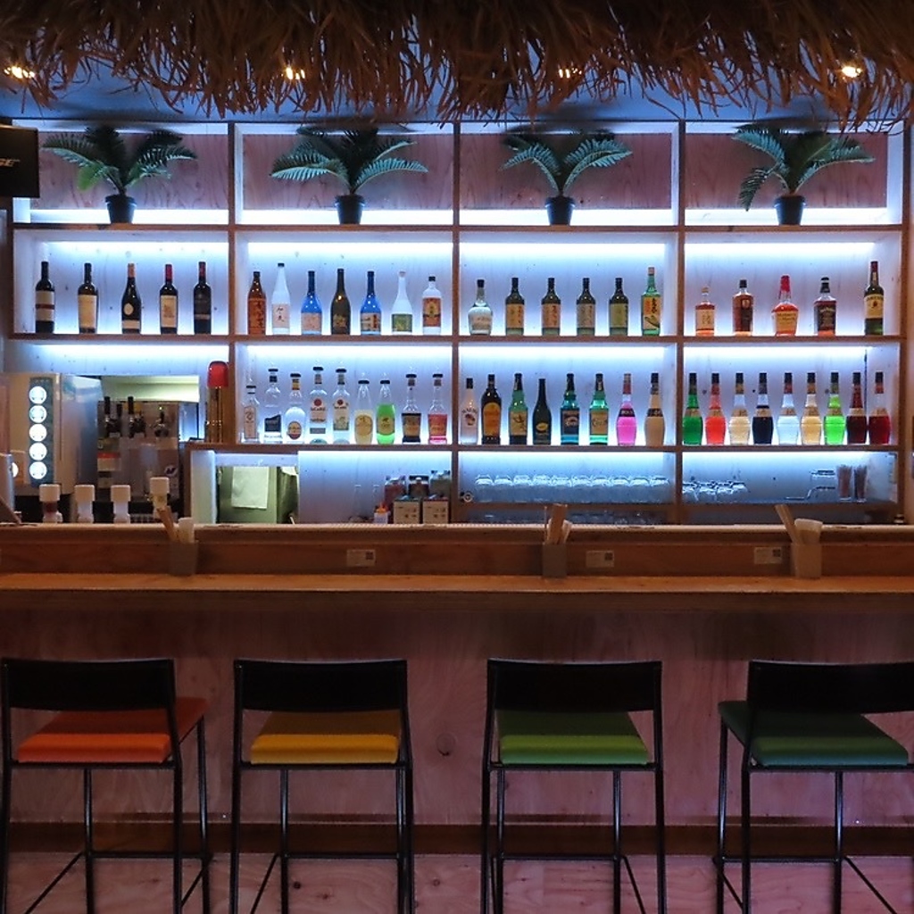 カウンター席もご用意しておりますのでお一人様でもお気軽に！