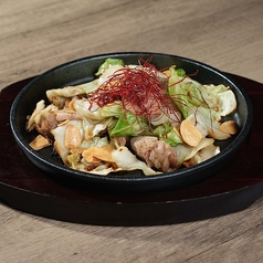 飛騨ポークバリバリにんにく鉄板焼き