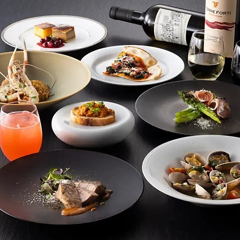 開放感あふれる空間で、四季の移ろいを感じさせる珠玉の料理の数々をご提供します◎