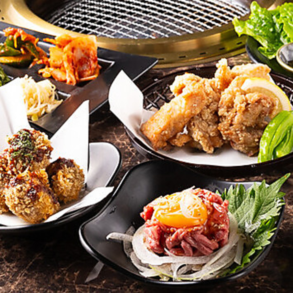 お肉以外にも、海鮮や揚げ物、ご飯もの、麺メニューなど様々な一品料理を取り揃えております◎