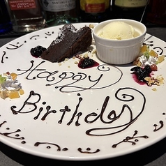 AMUSEMENT&DININGBAR HANGOUT ハングアウトの特集写真