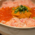 料理メニュー写真&nbsp;雲丹とかにいくらの贅沢土鍋ご飯