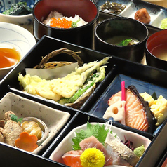 Tuna and Salmon 海鮮割烹 牡丹のコース写真