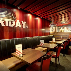 TGIフライデーズ 上野中央通り店の雰囲気1