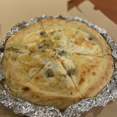 ４種チーズのクワトロフォルマッジ