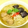 細米麺、鶏肉入り（グリーンカレースープ）