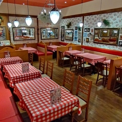 ラケル イオンモールナゴヤドーム前店の雰囲気1