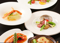 絶品飲茶から高級食材まで！本格中国料理を贅沢に堪能◎