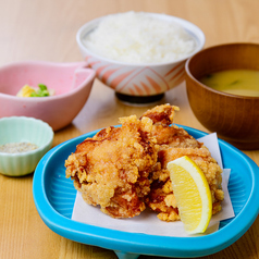 若鶏のから揚げ(180g)定食