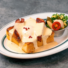 エッグベネディクトフレンチトースト