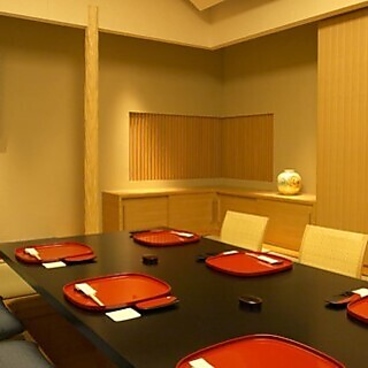 鮨 割烹 福松 三鷹店の雰囲気1