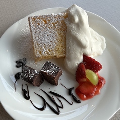 シフォンケーキセット(アイスクリーム/ドリンク 付)