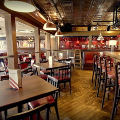 TGIフライデーズ 上野中央通り店の雰囲気3