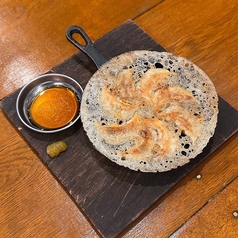 羽餃子/辛みそ豆腐チーズ鉄板