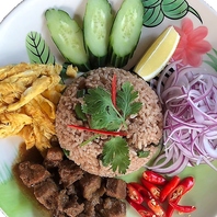 ★現地コックが腕を振るうお料理★