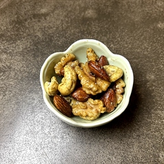 スパイスミックスナッツ