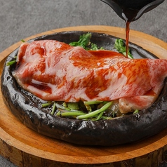 黒毛和牛と三関芹のすき焼き