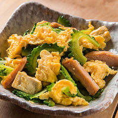 人気の沖縄料理！！