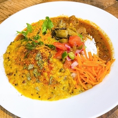 週替わりのあいがけスパイスカレー