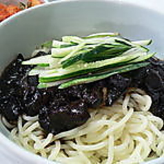 ジャージャン麺