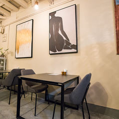 《お2人でも対応可能なテーブル席です◎》