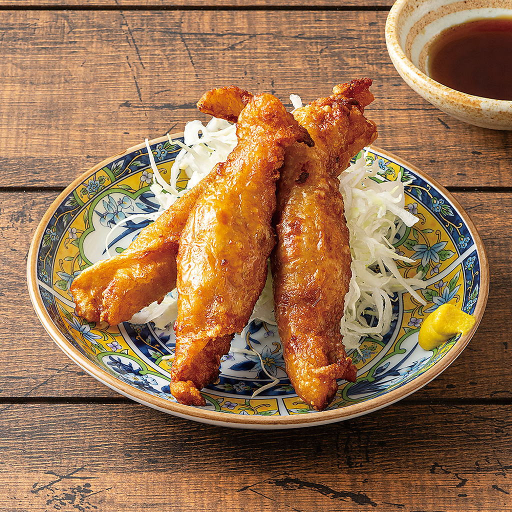 お酒の肴にも、ごはんのおかずにもなる粋な一品料理多数。