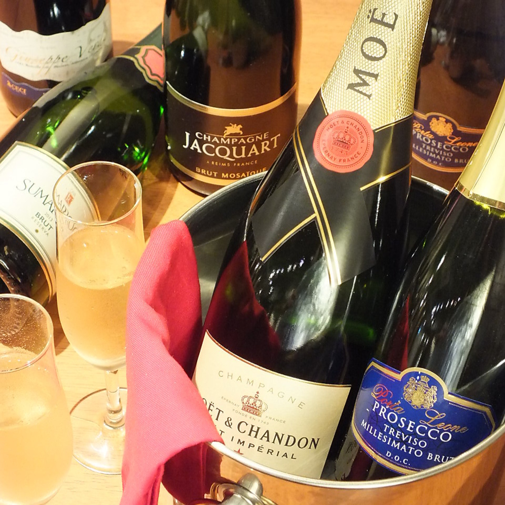 お誕生月にはお店からのプレゼントもあり♪ハーフボトルのシャンパンで乾杯っ！※前日までに要予約