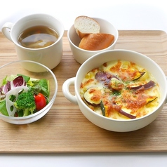 無水キーマカレーを使用した焼きカレードリア