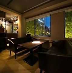 各国ワインと蒸留酒酒場 ワイン焼酎208 神保町の雰囲気2