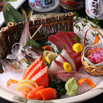 築地直送の鮮魚を気軽に味わえる魅力満点のお店です★毎回新たなおいしさに出会える楽しみ時間です♪