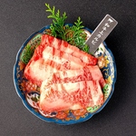 当店自慢のお肉は口の中でジュワ―ッと肉汁が広がります♪