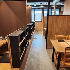 炭火焼肉じゃけぇ 松江古志原店の雰囲気2