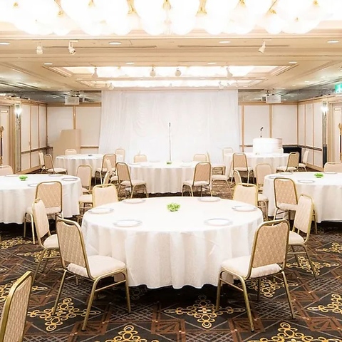 各種ご宴会に…最大100名様迄！ホテルならではのサービス・心配りで安心のおもてなし
