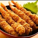 〆に食べても晩御飯で食べに来てもＯＫ!!どどーんとエビの乗った『海老天丼』