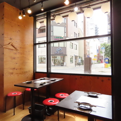 【1階・テーブル席：2名×1卓】