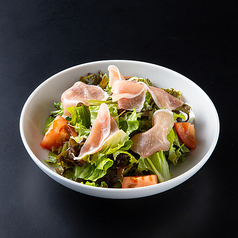 生ハムシーザーサラダ