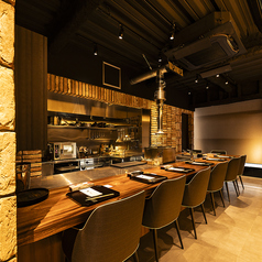 当店はカウンターのみのお席となります。