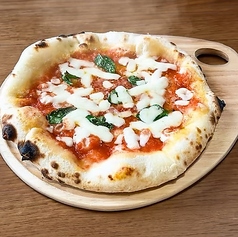 北海道産をたっぷり使用の窯ピッツァの写真