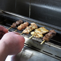 炭焼きにこだわった串焼き！炭の香りが食欲をそそります