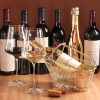 オーナー厳選のワインを常に最高の状態で提供しています