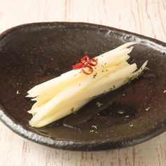 1 セロリの香り添え(浅漬)