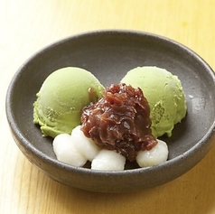 抹茶アイスの白玉ぜんざい