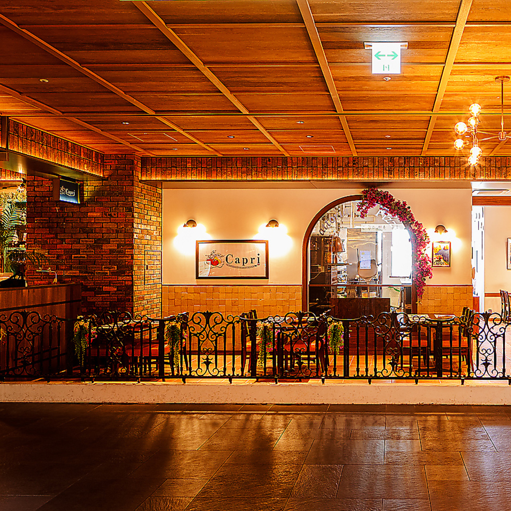 店内には全50席をご用意しております。カジュアルな日にも、特別な日にもご利用いただけます♪